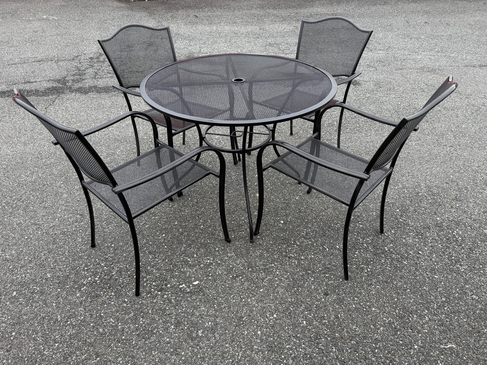 Beautiful Metal Patio Set Table, 6 Chairs & Bistro Table *~