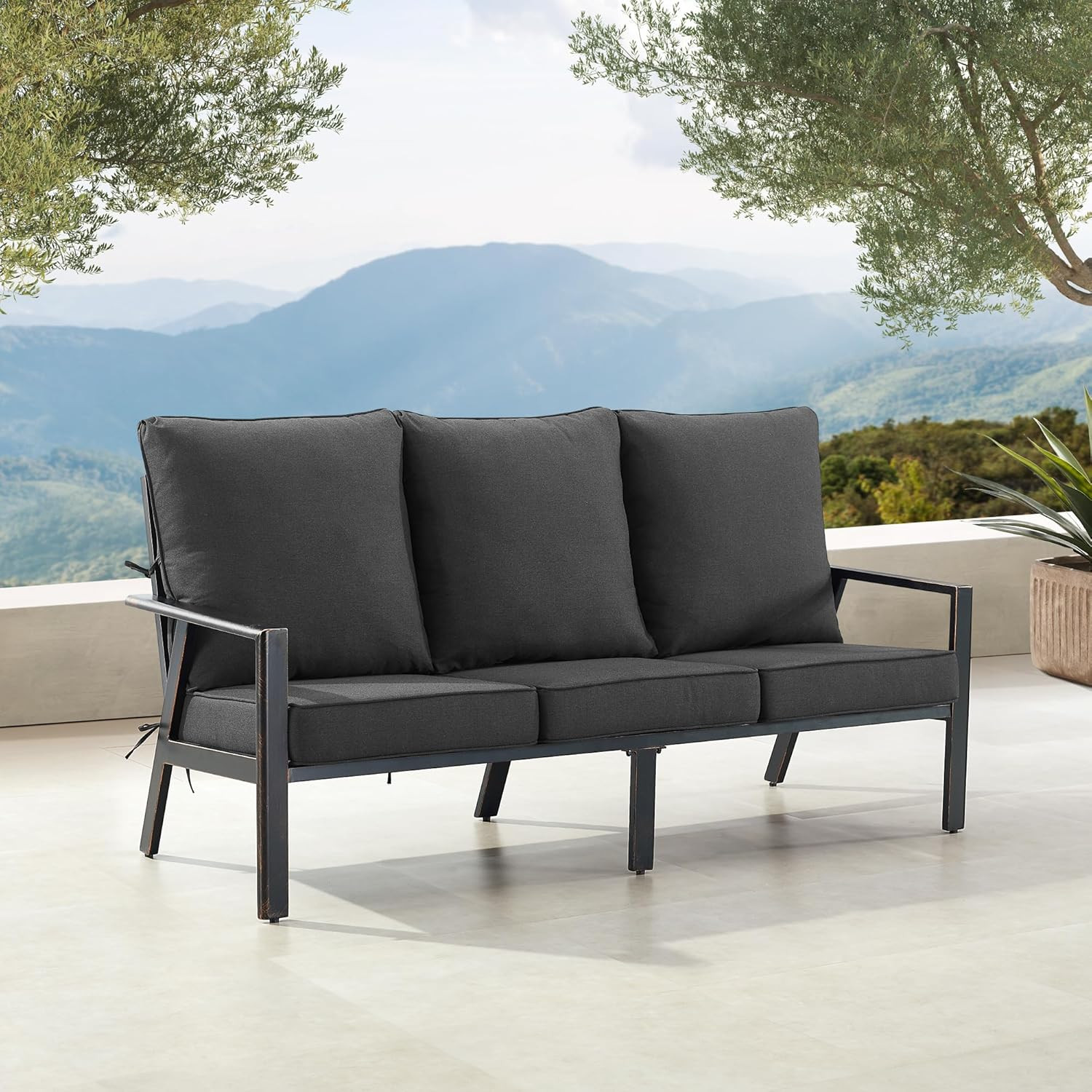 Stylish Black Aluminum Outdoor Deep Seating Sofa with Cushions