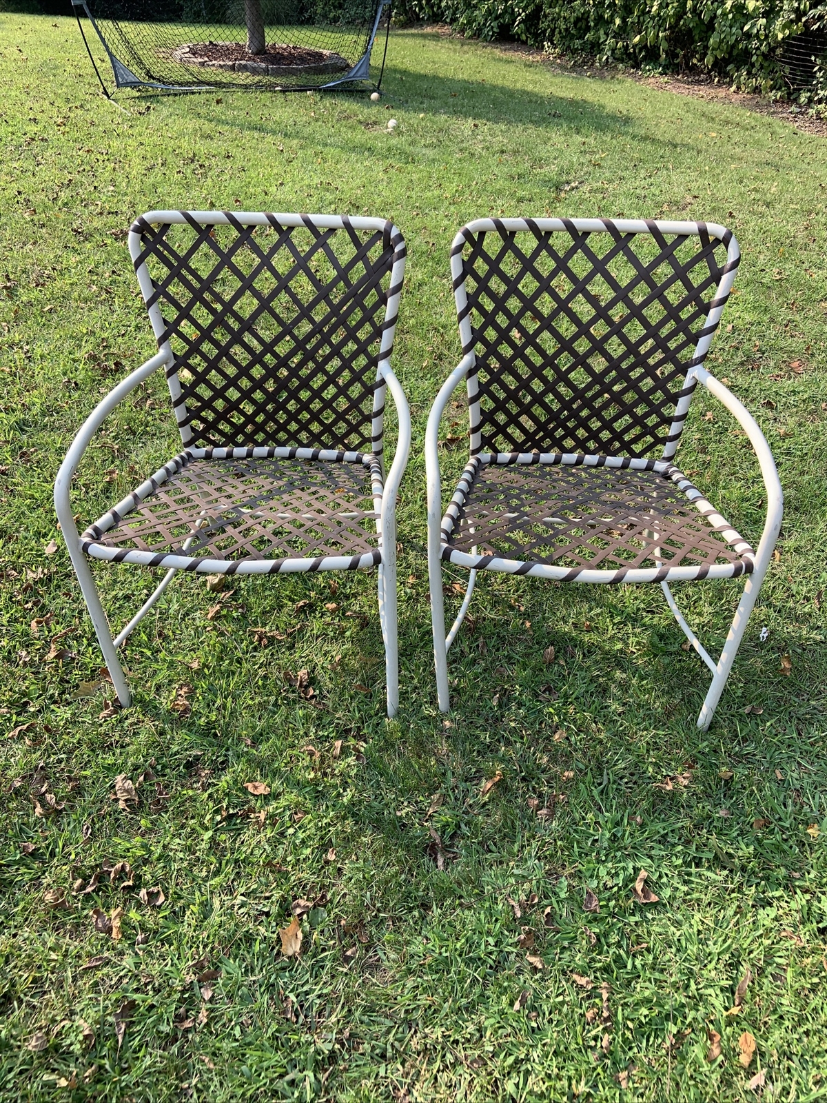 two vintage brown Jordan outdoor patio chairs Pick up in Harrisburg Pa