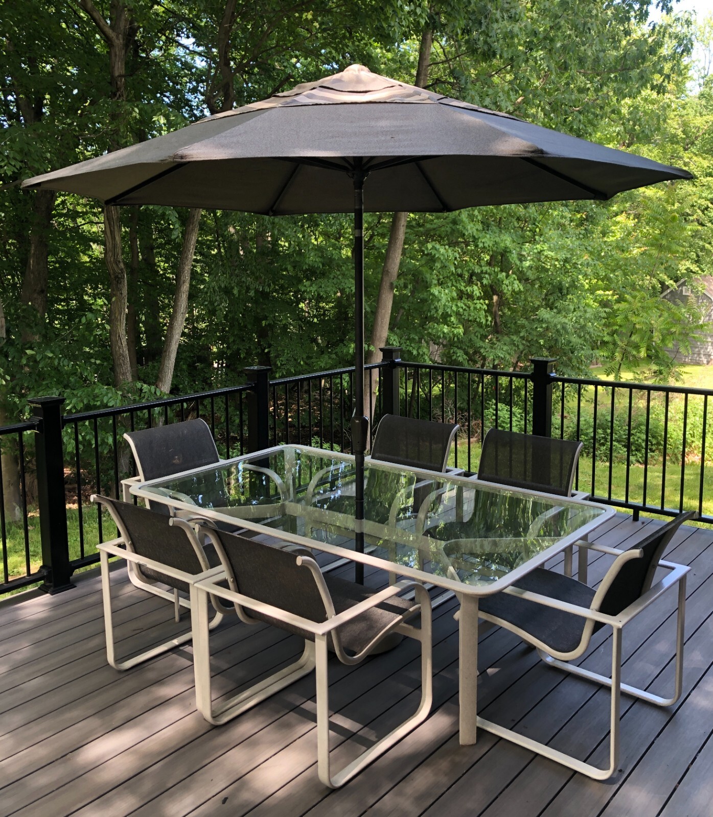 Vintage Luxury Brown Jordan Patio Set 6 Chairs Tilting Umbrella