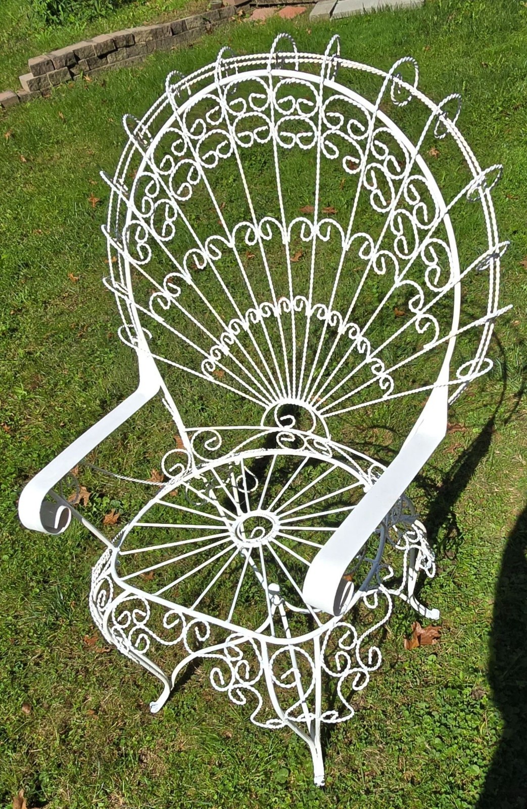 Vintage White Salterini Style Wrought Iron Peacock Chair – Decorative Garden/Pat